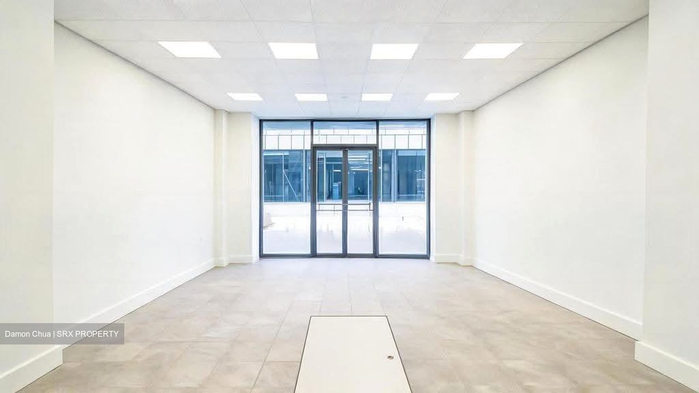 Jalan Besar Plaza (D8), Shop House #613755131